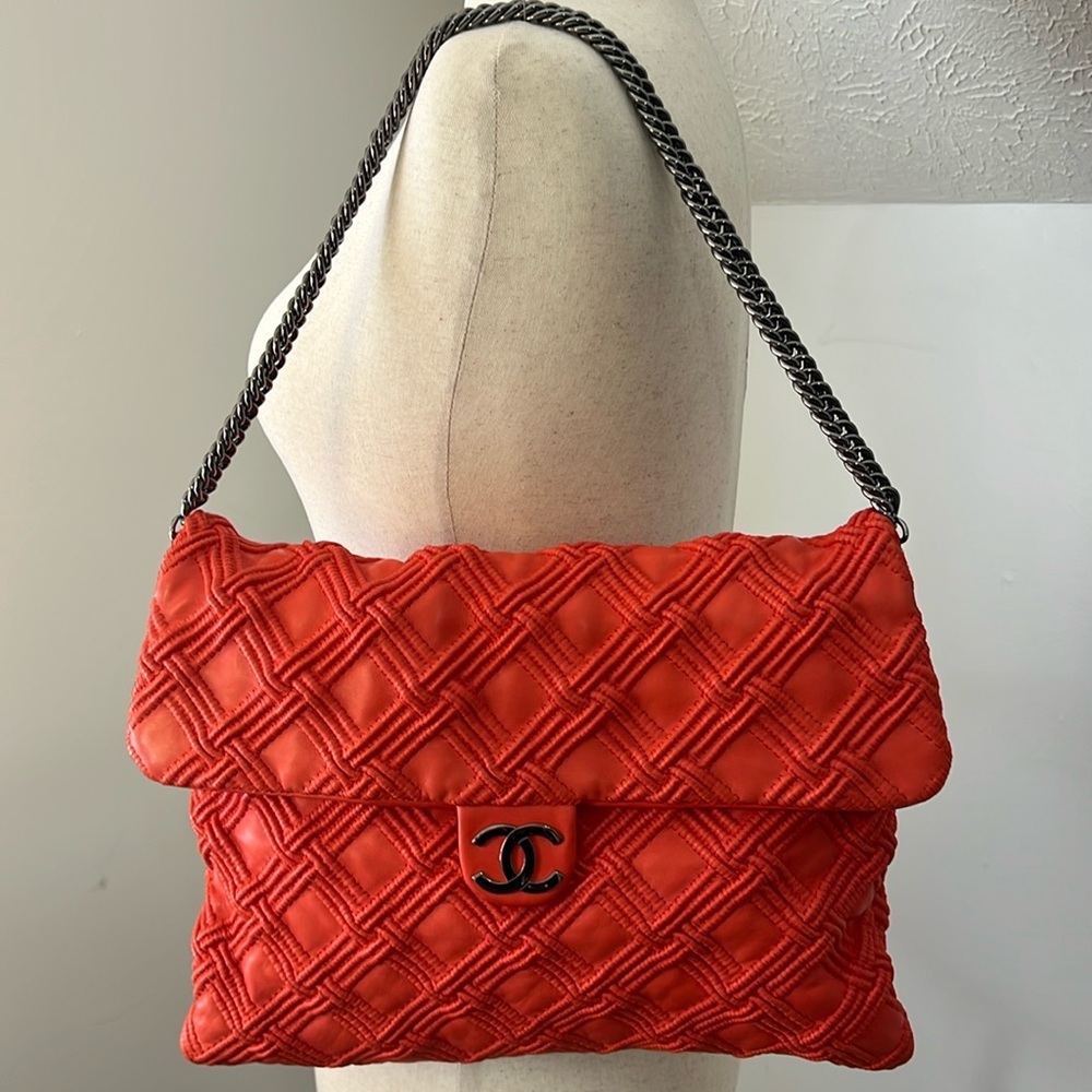COCO CHANEL SHOULDER PURSE